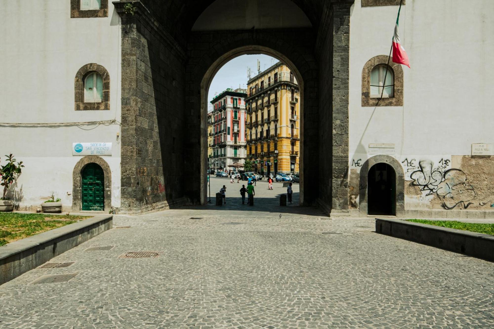 La Reggia Della Duchesca Hotel Naples Exterior photo